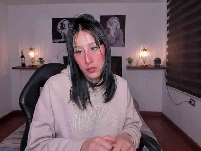 Mariana-Jones webcam