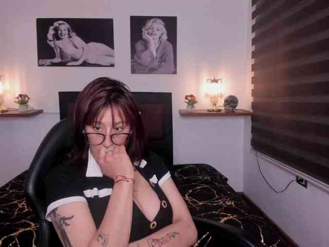 Mariana-Jones webcam