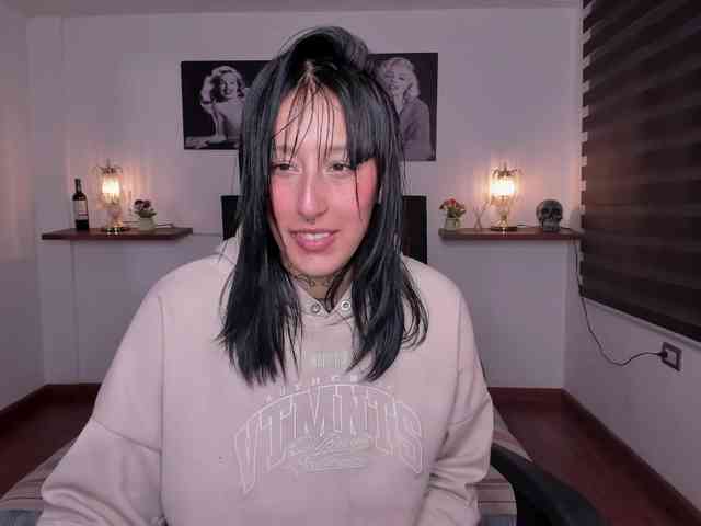 Mariana-Jones webcam