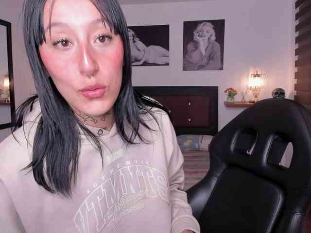 Mariana-Jones webcam