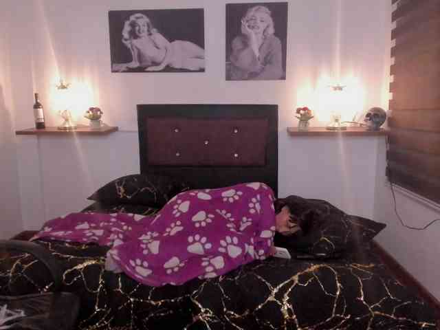 Mariana-Jones webcam