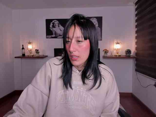 Mariana-Jones webcam