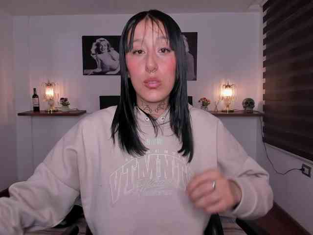 Mariana-Jones webcam