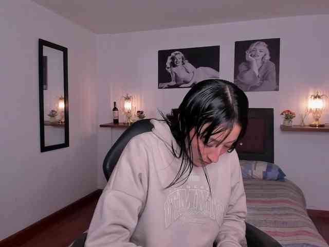 Mariana-Jones webcam