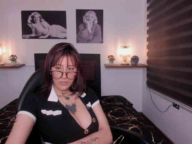 Mariana-Jones webcam
