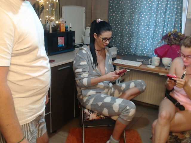  RuxandraDanny chat room