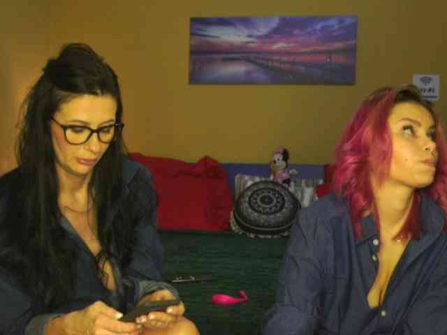 RuxandraDanny webcam