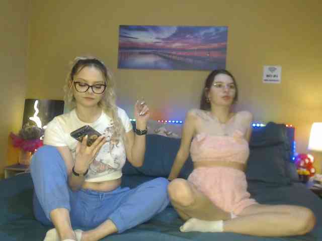 RuxandraDanny webcam