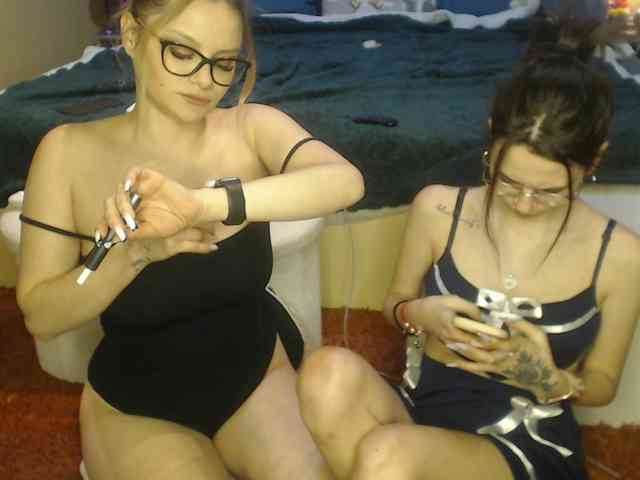 RuxandraDanny webcam