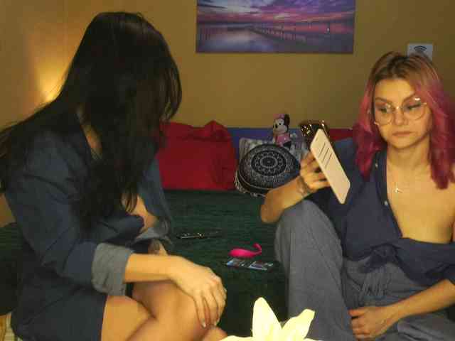 RuxandraDanny webcam