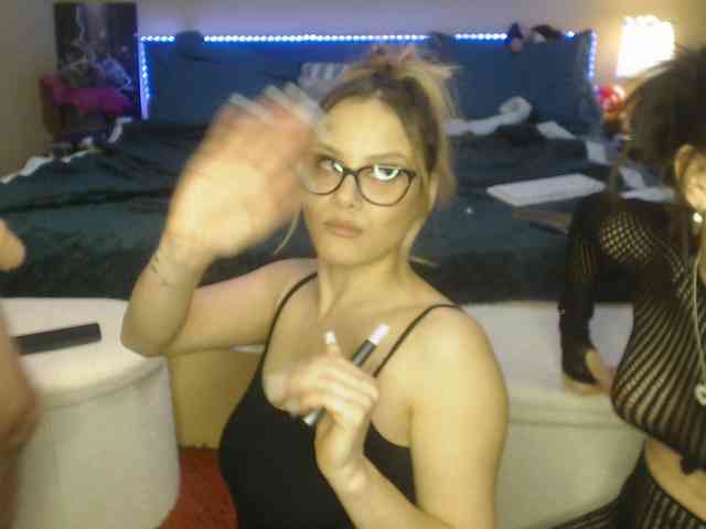 RuxandraDanny webcam
