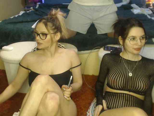 RuxandraDanny webcam