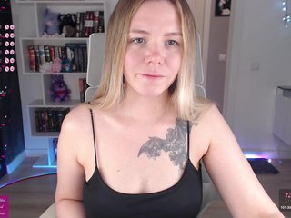 EmmaBryan Porn Show