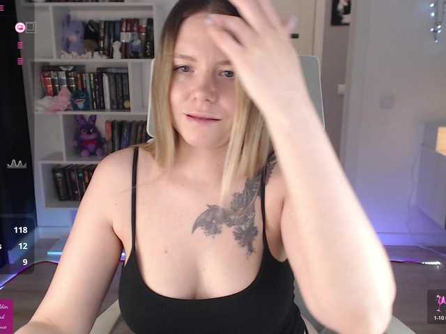 EmmaBryan's BongaCams show and profile