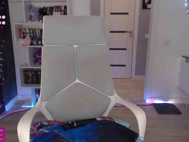 EmmaBryan webcam