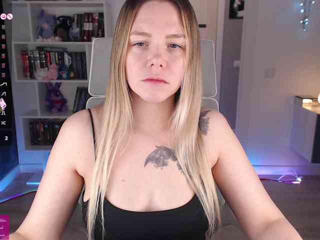 EmmaBryan webcam