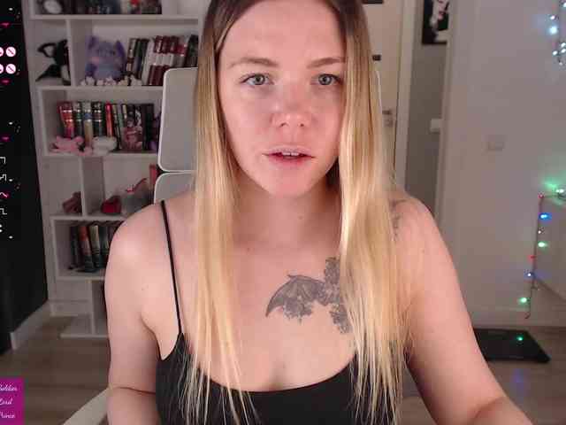 EmmaBryan webcam