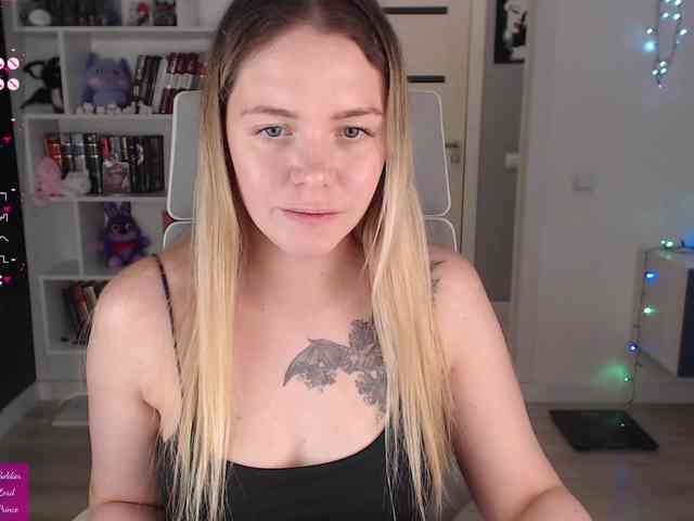 EmmaBryan webcam
