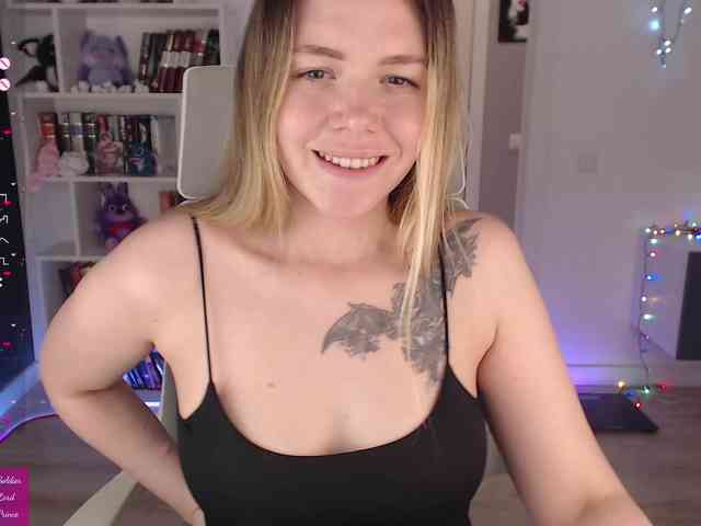 EmmaBryan webcam