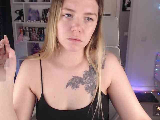 EmmaBryan webcam
