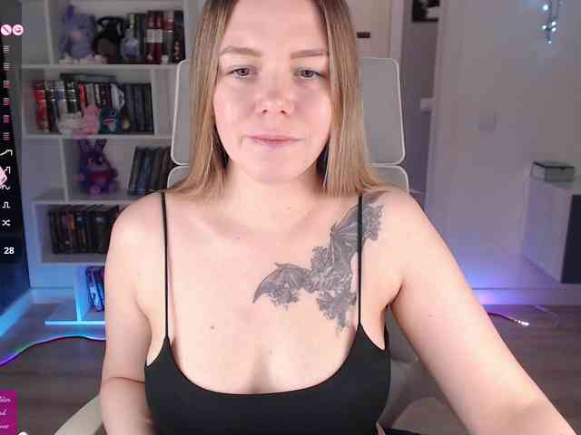 EmmaBryan webcam