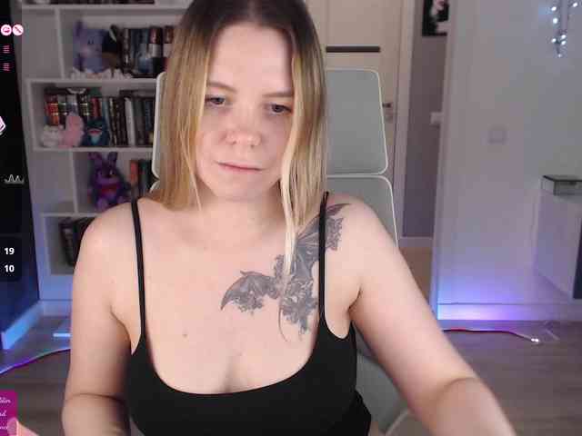 EmmaBryan webcam