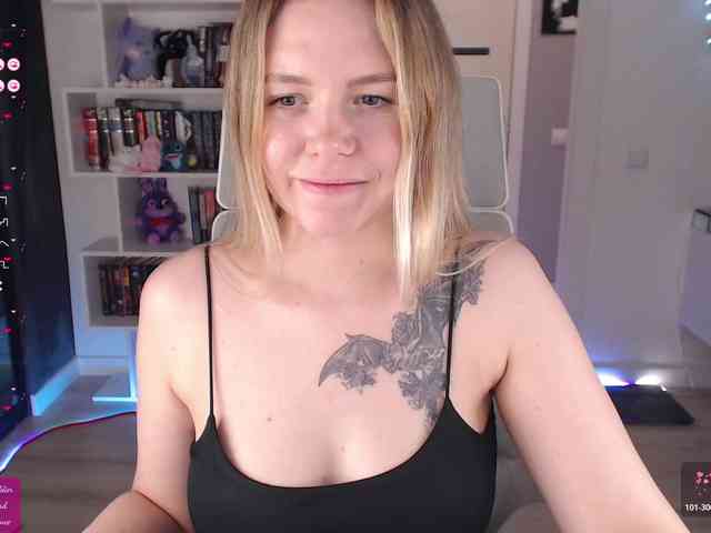 EmmaBryan webcam