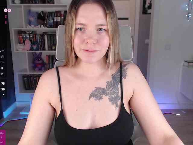 EmmaBryan webcam