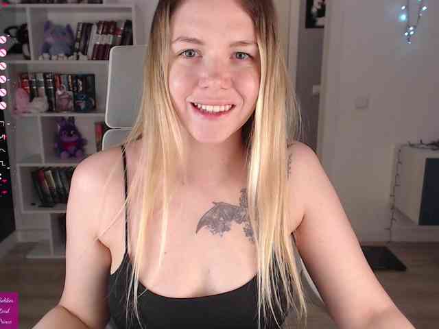 EmmaBryan webcam