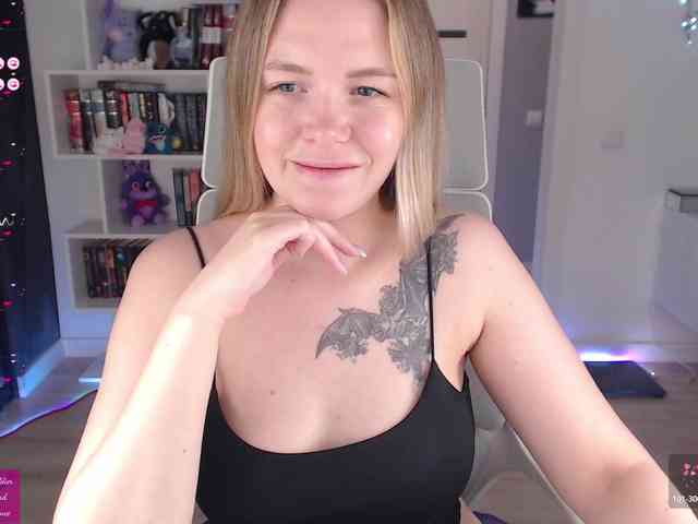 EmmaBryan webcam