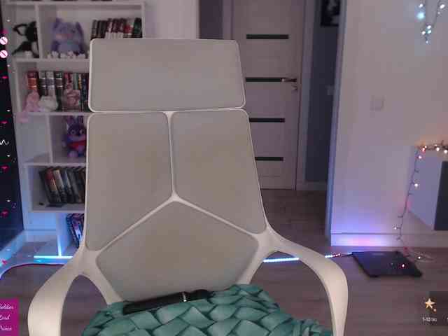 EmmaBryan webcam