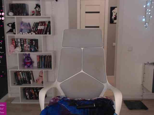 EmmaBryan webcam