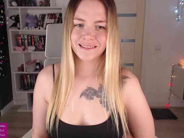 EmmaBryan webcam