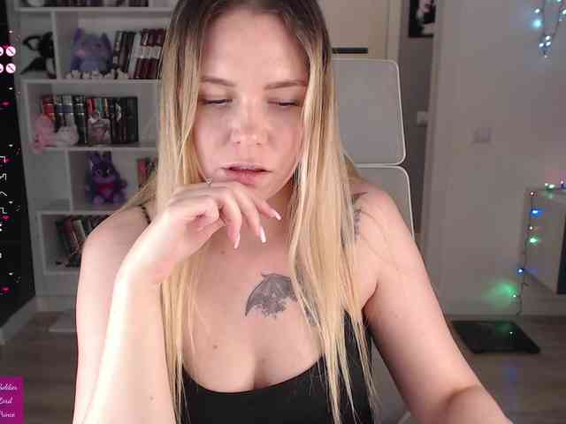 EmmaBryan webcam
