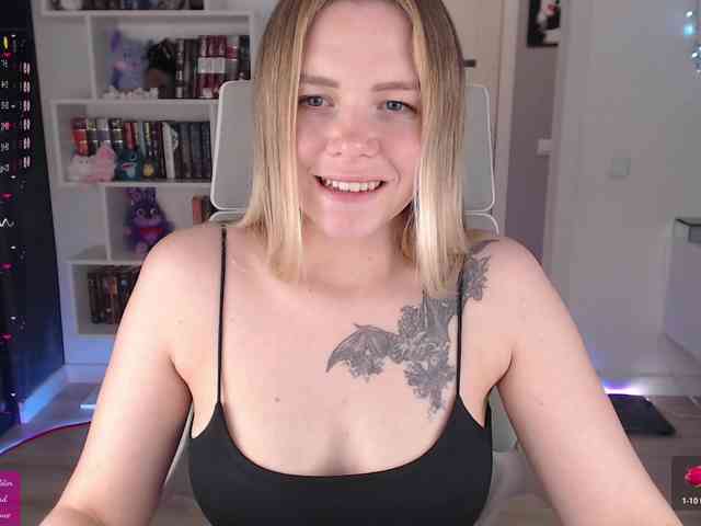EmmaBryan webcam