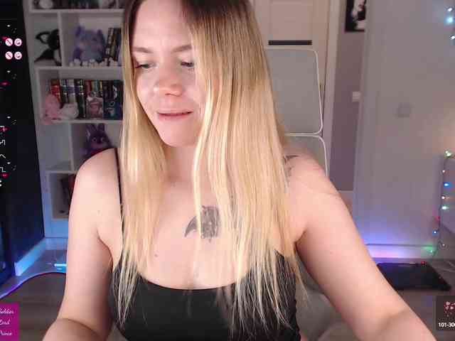 EmmaBryan webcam