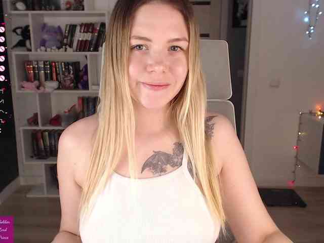 EmmaBryan webcam