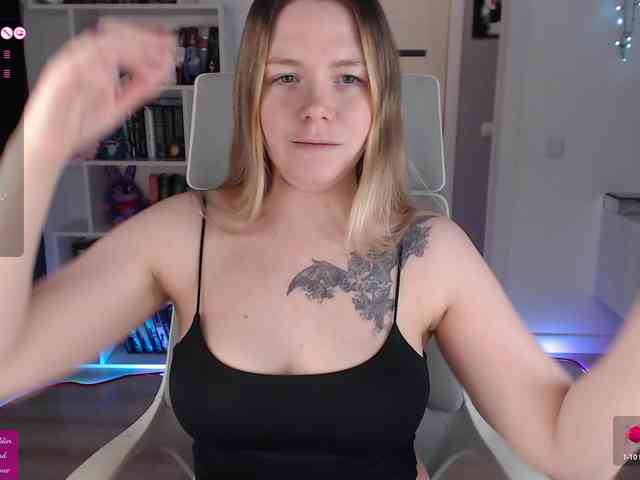 EmmaBryan webcam