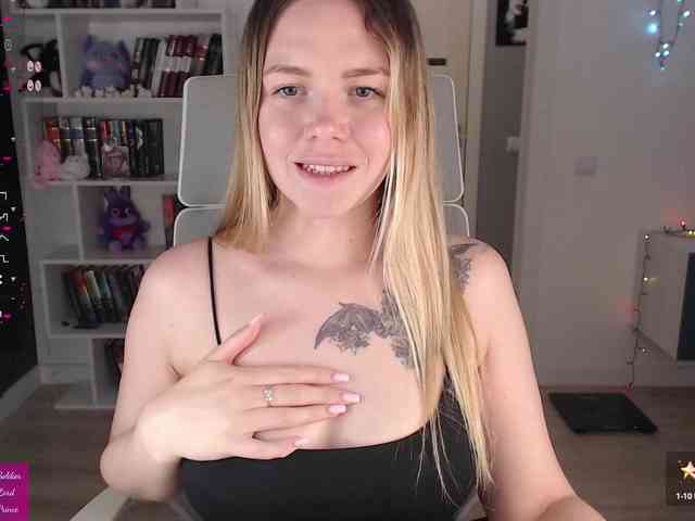 EmmaBryan webcam