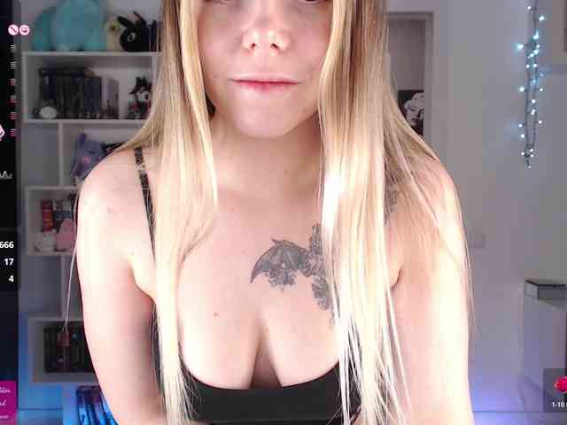 EmmaBryan webcam