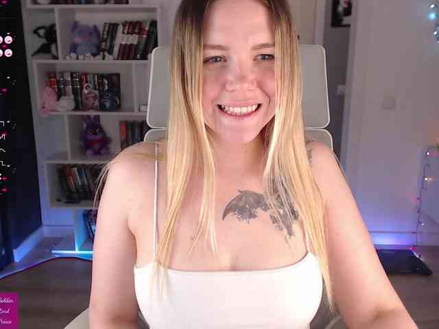 EmmaBryan webcam