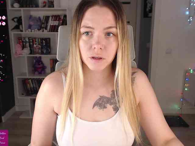 EmmaBryan webcam
