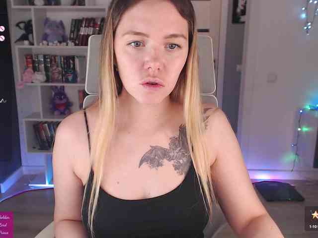 EmmaBryan webcam