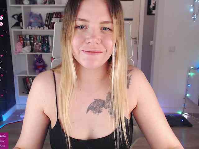 EmmaBryan webcam