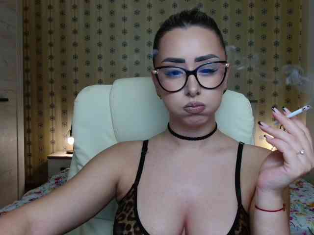 Leslie-Secret Leslie-Secret