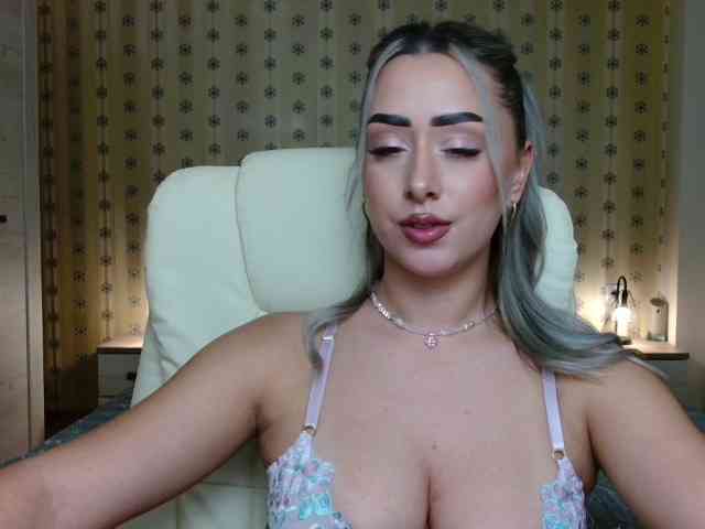 Leslie-Secret