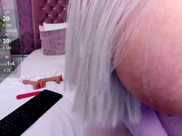 MiaMckenna webcam