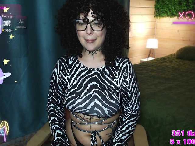 -alexis-'s BongaCams show and profile