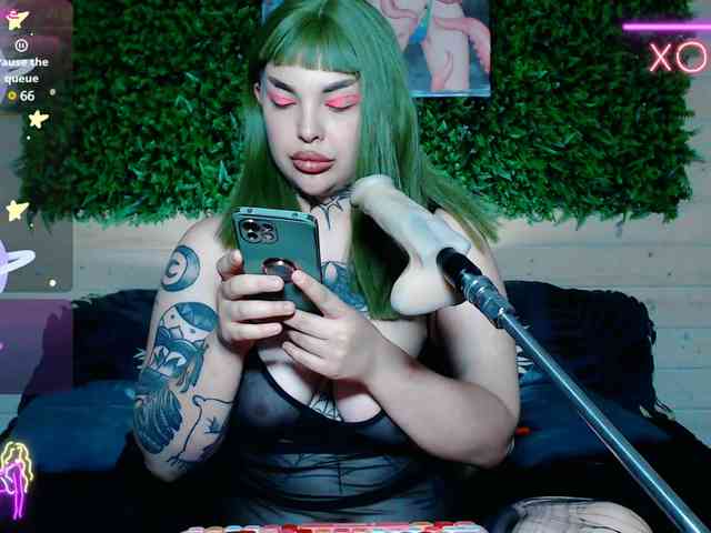 alex_is webcam