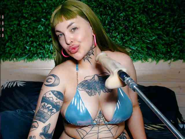 alex_is webcam